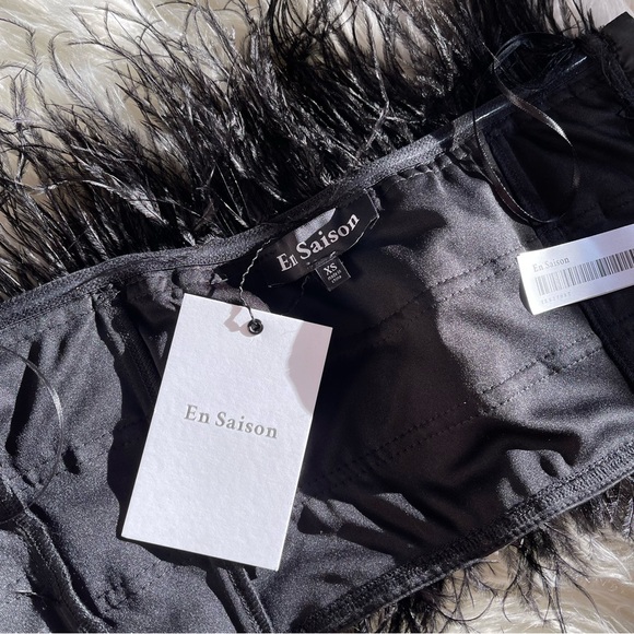 Brand New- En Saison Millie Feather Top in Black 🖤✨ - Picture 6 of 16